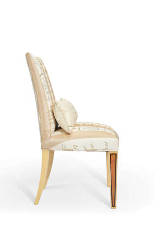 A PAIR OF SATIN-BIRCH, AMBOYNA AND WALNUT SIDE CHAIRS - photo 4