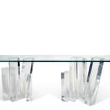 A GLASS AND ACRYLIC CONSOLE TABLE - Foto 1