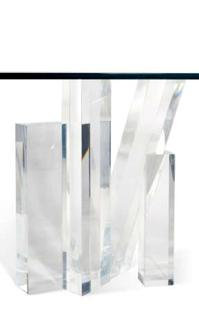 A GLASS AND ACRYLIC CONSOLE TABLE - photo 3