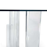 A GLASS AND ACRYLIC CONSOLE TABLE - Foto 4
