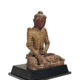 A SOUTH-EAST ASIAN RED-PAINTED AND PARCEL-GILT SEATED FIGURE OF BUDDHA - фото 2