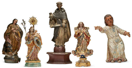 FIVE SPANISH COLONIAL GILT AND POLYCHROME-DECORATED CARVED WOOD RELIGIOUS FIGURES - photo 1