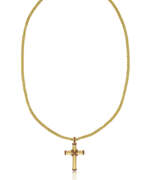 Collier. THEO FENNELL RUBY AND GOLD CROSS PENDANT