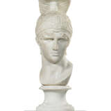 A WHITE MARBLE HEAD OF A CENTURION - Foto 4