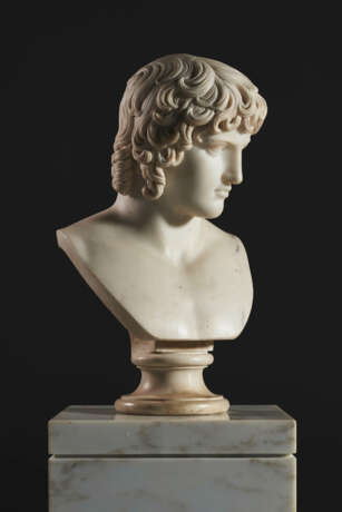 A WHITE MARBLE HEAD OF A YOUTH - photo 2