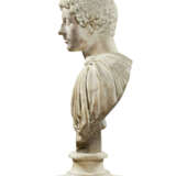 A WHITE MARBLE BUST OF YOUNG MARCUS AURELIUS - photo 7