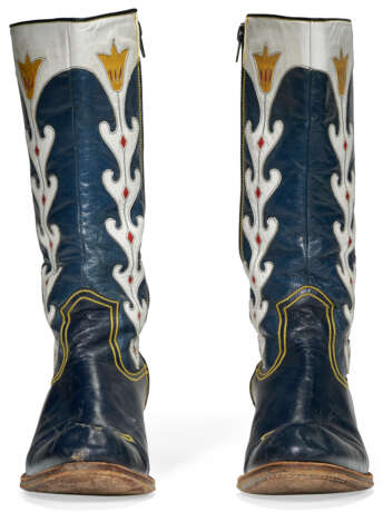 A PAIR OF NAVY LEATHER COWBOY BOOTS - фото 3