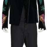 A BLACK VELVET AND SEQUINED JACKET - фото 1