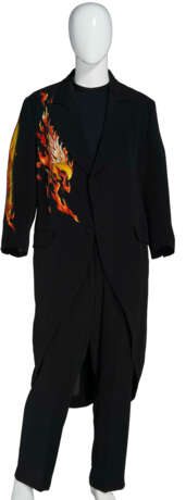 A PAINTED BLACK CREPE TAILCOAT AND TROUSERS - фото 1