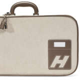 AN ÉTOUPE CLÉMENCE LEATHER & TOILE H UL53 SUITCASE WITH BARÉNIA LEATHER & HERRINGBONE TOILE INTERIOR AND PALLADIUM HARDWARE - Foto 2