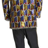A SINGLE-BREASTED JACKET WITH PURPLE, GOLD AND RED SEQUINS IN OVERALL CHEVRON PATTERN - фото 2