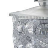 A PAIR OF LALIQUE GLASS `SEVILLE` CEILING LIGHTS - Foto 4