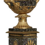 A PAIR OF GILT-METAL-MOUNTED ROSSO ANTICO MARBLE CAMPANA VASES - photo 4