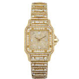 CARTIER. AN 18K GOLD AUTOMATIC WRISTWATCH WITH AFTERMARKET DIAMOND SETTINGS - Foto 1