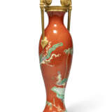 A REGENCY GILT-BRONZE-MOUNTED CHINESE PORCELAIN CORAL-GROUND VASE - photo 4