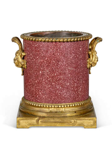A FRENCH ORMOLU-MOUNTED IMPERIAL PORPHYRY CACHE-POT - photo 1