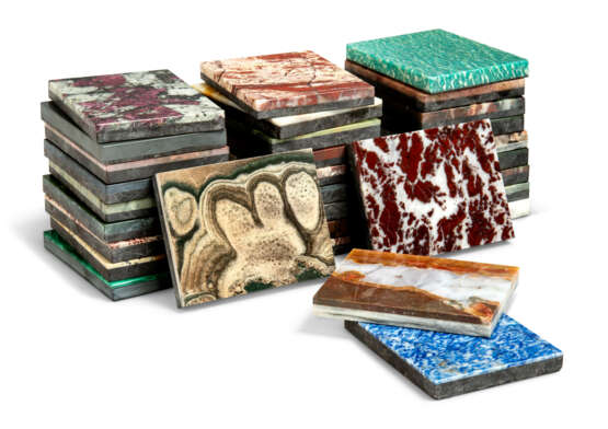A COLLECTION OF THIRTY-ONE RUSSIAN HARDSTONE SAMPLES - фото 2