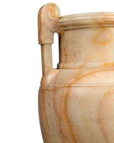 AN ONYX LARGE VASE - photo 4