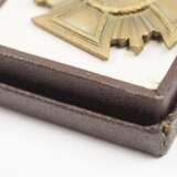 NSDAP Dienstauszeichnung, in Bronze, im Etui. - photo 3