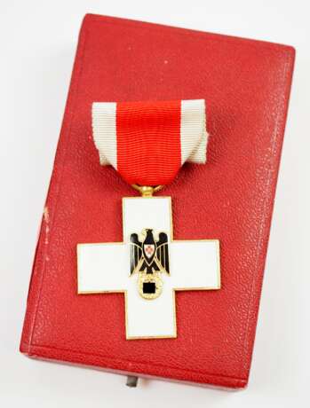 Ehrenzeichen vom Deutschen Roten Kreuz, 3. Modell (1937-1939), Kreuz 2. Klasse, im Etui. - photo 3