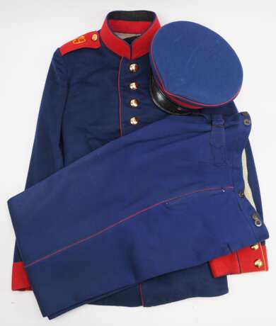 Bayern: Uniform-Ensemble 6. Komp. / Königlich Bayerisches 19. Infanterie-Regiment „König Viktor Emanuel III. von Italien“. - Foto 1