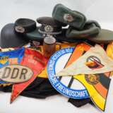 DDR: Lot Militaria. - photo 1