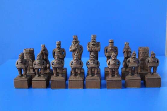 “Carved handmade chess made of wood” - photo 3