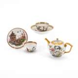 Meissen u.a. Kleine Teekanne, zwei Koppchen & Untertassen mit überdekorierten Dekoren - Foto 1