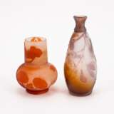 Emile Gallé. Zwei kleine Vasen mit Blattdekoren - Foto 2