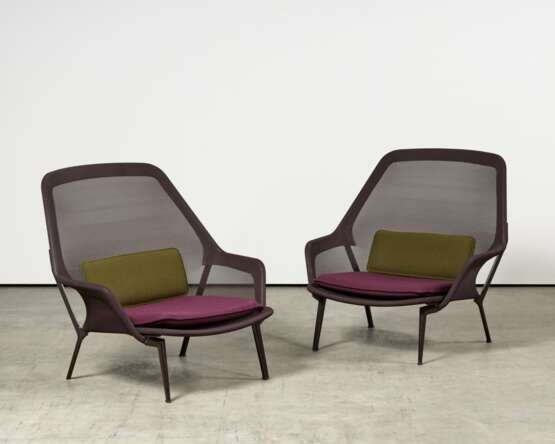 Vitra. Paar 'Slow Chairs' mit Auflagen - Foto 1