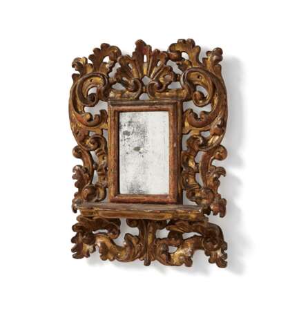 Southern German. SMALL WODDEN MIRROR WITH ROCAILLES AND SHELF - photo 1