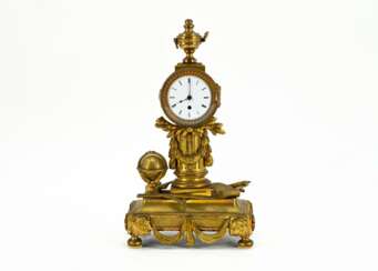 Paris. Small pendulum clock Louis XVI