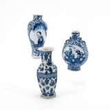 . Drei Vasen mit blau-weißem Dekor - фото 1