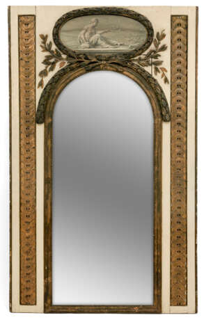 Grosser klassizistischer Spiegel mit Grisaille-Malerei. Wohl Frankreich, um 1800 - Foto 1