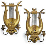Paar Wandappliken in Lyraform. Klassizistischer Stil, 19. Jahrhundert - фото 1