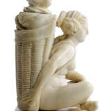 Erotischer Flakon aus Elfenbein. Ende 18. Jahrhundert - фото 2