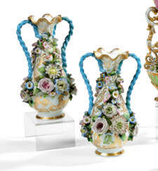 JACOB-PETIT (1796-1868) Paire de vases p …