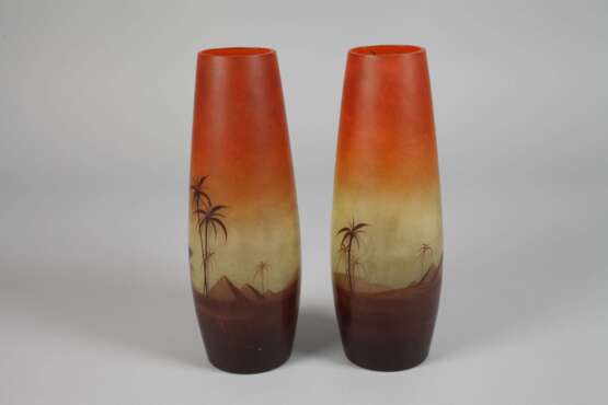 Vasenpaar mit ägyptischen Motiven - Foto 3