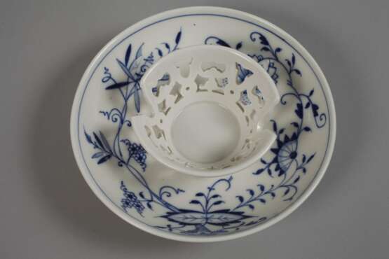 Meissen Trembleuse "Zwiebelmuster" - photo 2