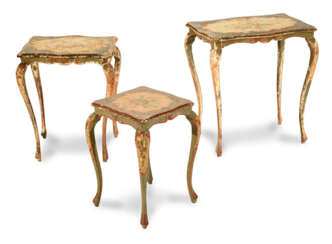 SET OF 3 SIDE TABLES. POLYCHROMIC COLORING