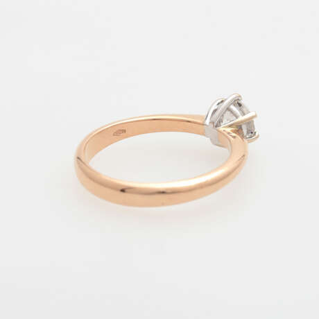 Solitär- Ring mit einem Diamant Brillant 0,83 ct, - Foto 3