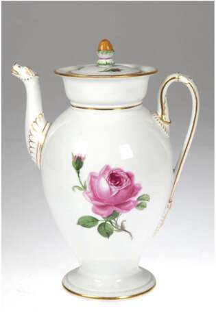 Meissen-Kaffeekanne, Knaufzeit, Rote Rose, Goldrand, Biedermeierform, 1. Wahl, 1 Zapfen am Deckelinnenrand fehlt, H. 25,5 cm - photo 1