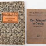 2 Danziger Bücher, dabei Heft "Der Artushof in Danzig" von Bruno Meer und "Danziger Sagenbuch für Schule und Haus", Danziger Verlags-Gesellschaft, 1923, Gebrauchspuren - Foto 1