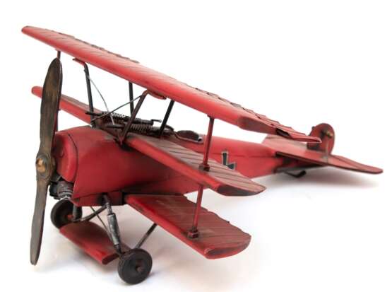 Modell-Flugzeug "Roter Baron", Metall, farbig gefasst, Gebrauchspuren, L. 30 cm, B. 37,5 cm - photo 1