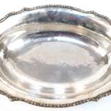 Schale, oval, 835er Silber, mit geschweiftem Reliefrand, 352 g, H. 5,5 cm, L. 29,5 cm - Foto 1