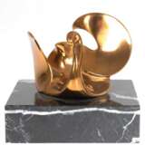 Sos, Salvador (20. Jh.) "Schwan", Bronze, gemarkt, H. 10 cm, auf schwarzem Marmorsockel, H. 5 cm - photo 1