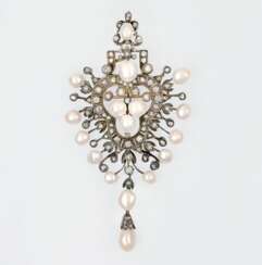 A Belle Epoqu  'Pendentif Goutte' with Diamond and Natural Pearls.