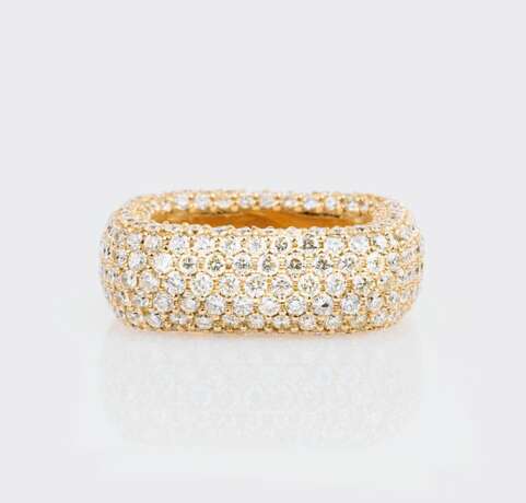 A Memory Ring with Fancy Diamonds. - photo 2