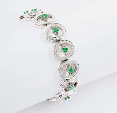 An Emerald Diamond Bracelet. - фото 1