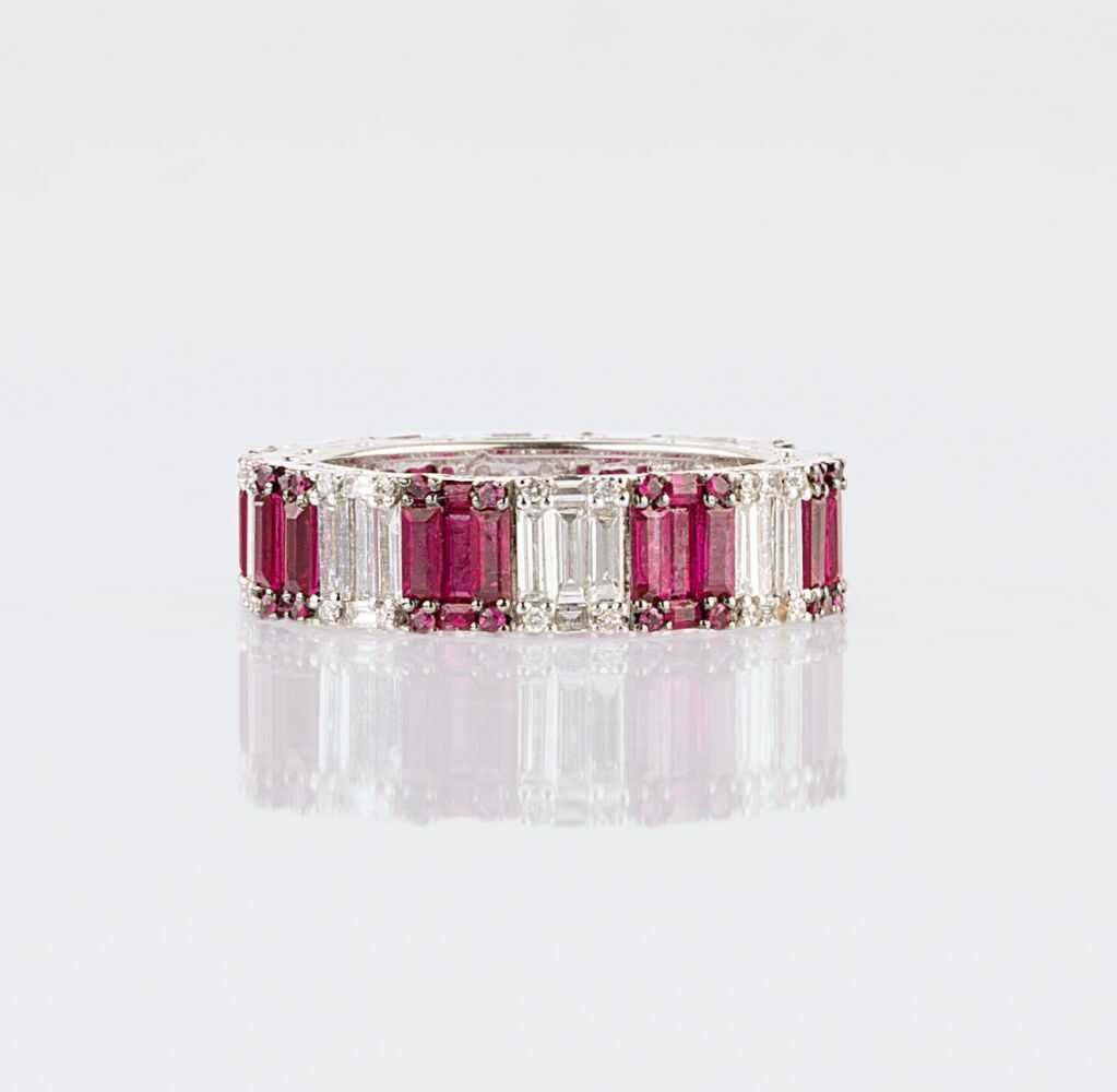 A Memory Ring with Rubies and Diamonds.